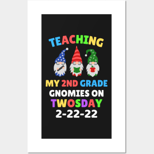 Teaching My 2nd Grade Gnomies on Twosday Posters and Art